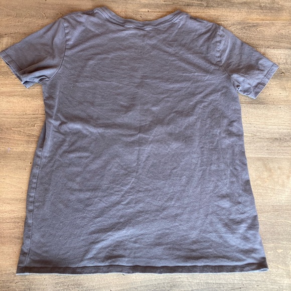 Whitney Houston “I’m Every Woman” Tee 🎙️ - Picture 5 of 5